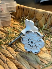 2 Shabby Chic Cottage VTG White Cast Iron Knobs Pull Cabinet Furniture Hardware