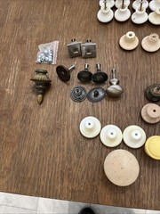 LOT OF 65 CERAMIC PORCELAIN PULL KNOBS/28 WOOD PLASTIC & METAL PULL KNOBS