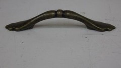 castella,shaker antique brass rear fix bow,pull handle,138 mm long,76 mm centre