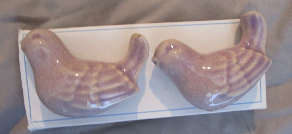 Pottery Barn kids bird knobs mauve color ceramic set 2 New in box