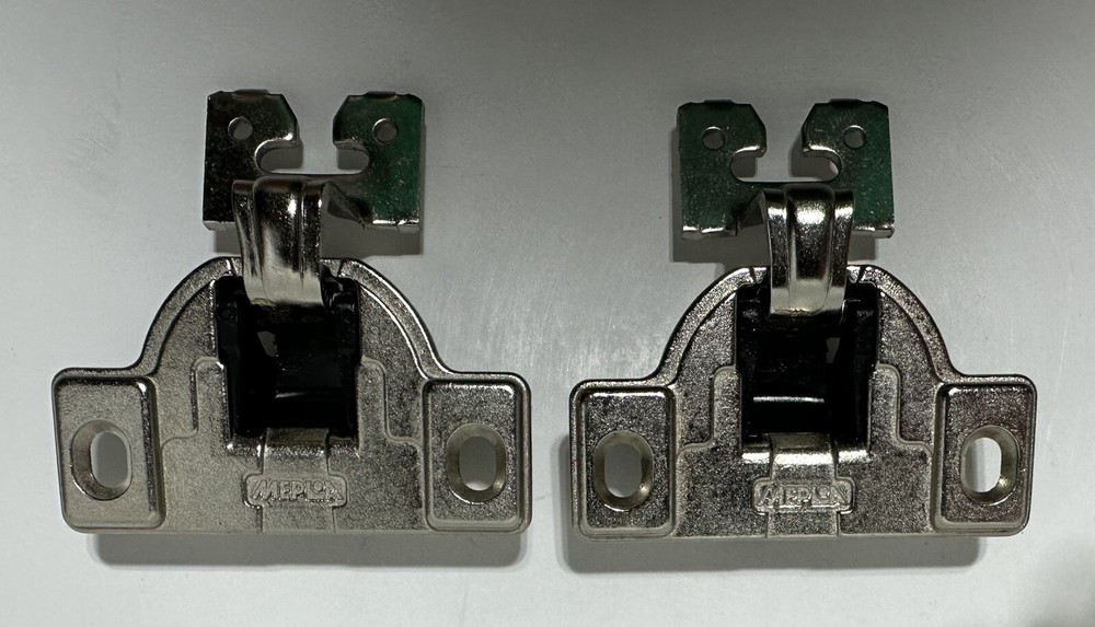 Lot of 2 New MEPLA ACC 162 HINGE 510.356.00.06, 1/4″ overlay FLAT TOP 110 Degree