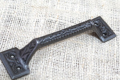 8 Cast Iron Handles Gate Pull Shed Door Handle Drawer Pulls 6 1/4″ Vintage Style
