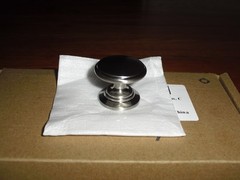 Homdiy Brushed Nickel Cabinet Pulls / Drawer Knobs plus screws Set of 8 round 1″