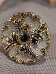 8 Vintage Knob Ajax Provincial Ivory Gold 1 1/4″ Round Furniture Pull Hollywood
