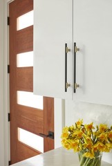 Amerock BP778192BBZMB Urbanite 7-9/16″ C2C Golden/Matte Black Cabinet Pull
