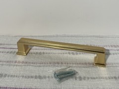 Amerdeco 10 Pack Brushed Brass Cabinet Pulls 5 In(128mm) Hole Center Cabinet NEW