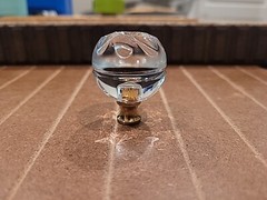 Cal Crystal M1113 Round 1.37 In Glass Knob With Polished Brass Base