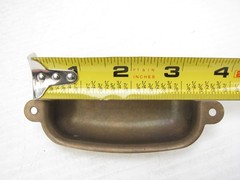 BRUSHED SOLID BRASS – 4″ Cabinet or Drawer Pull w/Matching Screws – (NEW in BAG)
