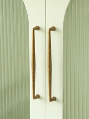 Antique Brass Zinc Alloy Cabinet Pulls – 7.56″ (192mm)Hole Center Classic Vin…