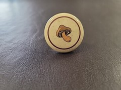 1.25 In Ceramic Knob with Mushroom Decal Belwith Keeler