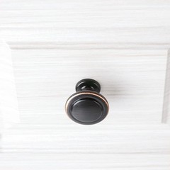Stylish 10-Pack of Oil Rubbed Bronze 1-1/4 Inch Drawer Knobs for Modern Homes
