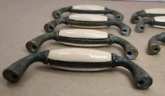 Off White/Cream Porcelain & Brass 3″ Drawer Pulls No Hardware Lot Of 8