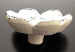 XL White Cast Iron Flower Knobs Drawer Pulls Closet Doors Distressed Shabby 1WC