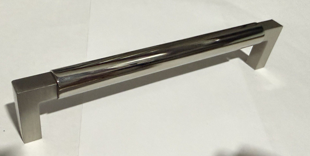 Baldwin 4432 MGF Gramercy 6” Cabinet Pull Lifetime Graphite Nickel New