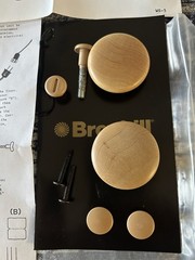 BROYHILL 2 Wood Drawer Knob, 1-3/4″ Cabinet Pull, w/Screws, Bi-Fold Closet Door