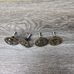 Open box lot of 4 satin nickel cabinet knobs / drawer pulls.Modern round…