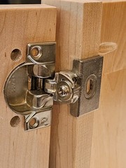 GRASS 830-33 Cabinet Hinge for 1 1/4″ overlay on face frame cabinets 850 cup