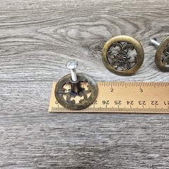 Open box lot of 4 satin nickel cabinet knobs / drawer pulls.Modern round…