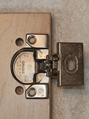 GRASS 830-33 Cabinet Hinge for 1 1/4″ overlay on face frame cabinets 850 cup