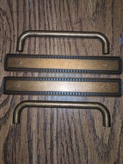 Antique Brass Cabinet Pulls w/ Backplate 5″ Centers Solid Vintage Drawer Handles