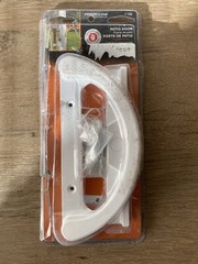 Prime-Line Patio Door Handle for 1.5 to 1.75 Thick Doors & 3 15/16″ Hole Spacing