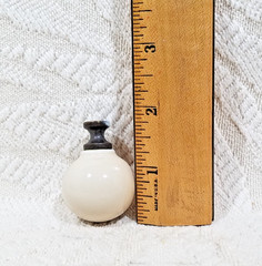 VINTAGE 1 1/4″ JAPAN CERAMIC PORCELAIN CABINET DOOR / DRAWER KNOBS – MIXED LOT