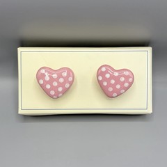 NEW Pottery Barn Kids Heart Polka Dog Knobs Set Of 2 5/ 2010