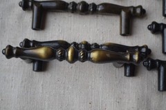 Lot of 11 Vintage Amerock Cabinet Hardware Drawer Door pulls handles. 176-1.