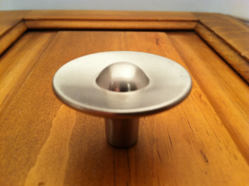 NEW LIBERTY HARDWARE SATIN NICKEL FLARE KNOB KNOBS FREE SHIPPING
