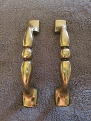 PAIR OF VINTAGE MANOR HOUSE LANCASTER HAND POLISHED BRASS CABINET PULLS – NOS