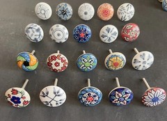 25 PC of Multicolour Colorful Ceramic Knobs by theCarnatico