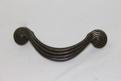 3 Vintage Drawer Pulls Brass Colored Handle Swirls 3.75″ Centers IU Inc. Canada