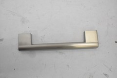 Lot of 4 Amerock Versa Handle Cabinet Pulls 5-1/16″ Satin Nickel BP36913G10