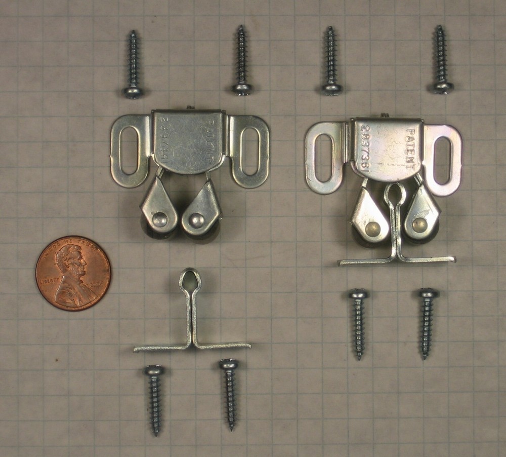 ORIGINAL DOUBLE ROLLER CATCH, STEEL, ZINC-PLATED, 3/4″ LONG STRIKE, WITH SCREWS