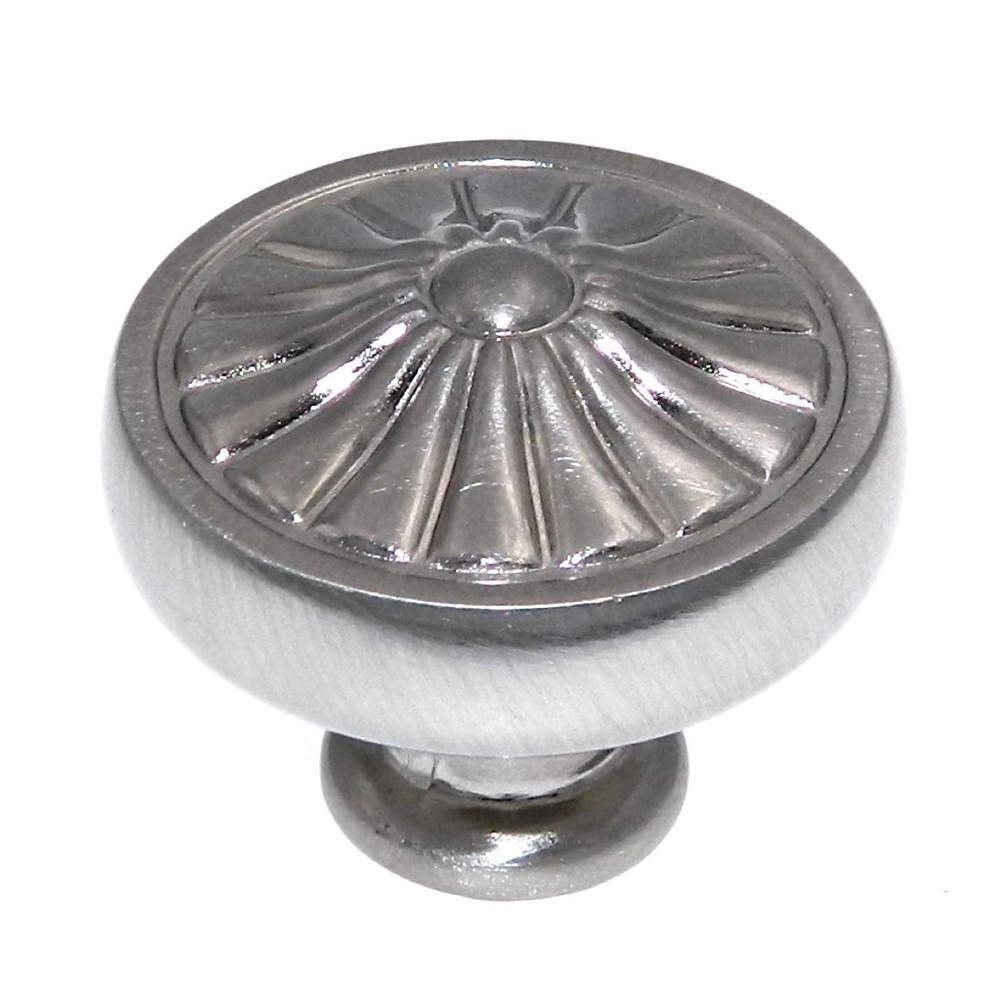 Ultra Designer’s Edge Satin Nickel Round 1 1/4″ Knob 98447