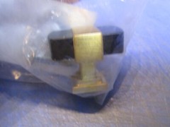 1 Liberty Wrapped Square 1-3 16 In, 30mm Brushed Brass & Matte Black Cabinet NEW