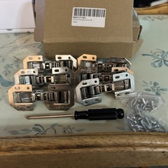 6 EUC European Style Cabinet Hinges, H45, 4C6A With M1BZ Plates -1/2 Overlay