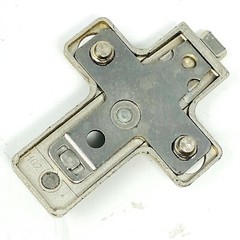 Hafele Salice Domi BARGR29/16 2mm Wing Hinge Mounting Plate, 329-71-512