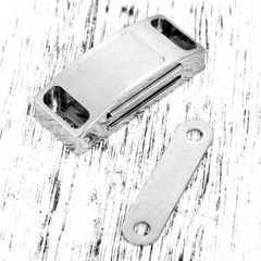 2x Strong Magnetic Door Catches Closet Cabinet Wardrobe Furniture Catches Latch