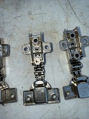 Set Of 3 GRASS 1006-30 Clip-On Hinges. Snap-On 1006 30 Made In Austria
