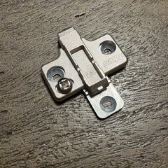 Lot of 20 Blum 175H710-02.01 Cabinet Hinge Mounting Plate