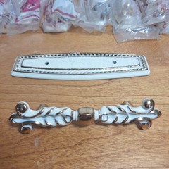 10 Amerock Bonaventure Regency White/Gold 3″ Cabinet Handle/Backplate BP271-RW