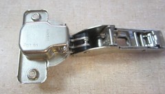 BLUM CABINET HINGE 70T555-01.01 (w/ Hump) Quick Release Clip-On Style, Nickel