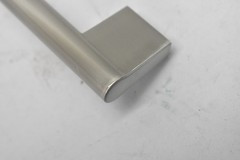 Lot of 4 Amerock Versa Handle Cabinet Pulls 5-1/16″ Satin Nickel BP36913G10