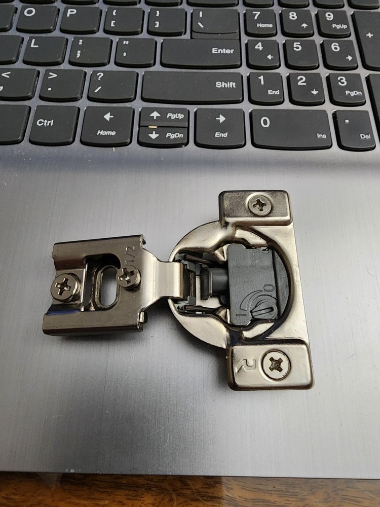 1/2 Inch Overlay Soft Close Cabinet Hinges, 4 Pack