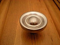 NEW LIBERTY HARDWARE SATIN NICKEL 1-1/4″ TARGET KNOB KNOBS FREE SHIPPING
