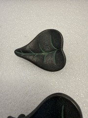 4 Hickory Hardware Touch of Spring Vibra Pewter Leaf 2 1/4″Cabinet Knob P7305 16