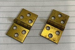 Brass Plated Hinges 3/4″ x 1.25″ (Open) – Vintage Pair Miniature