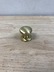 Signature Hardware 441652 1-1/4 Inch Diameter Round Cabinet Knob