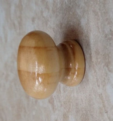 Natural Pine Wood Knob Light Varnish 30 mm 1.18″ Dia.